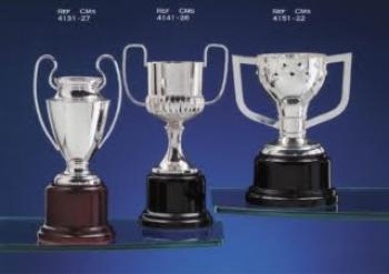 ¿Quién ganará la liga española, la copa y la Champio