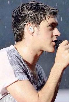 Niall horan