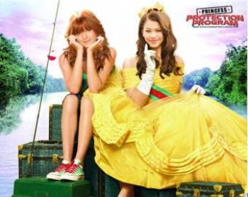 ZENDAYA/BELLA THORNE