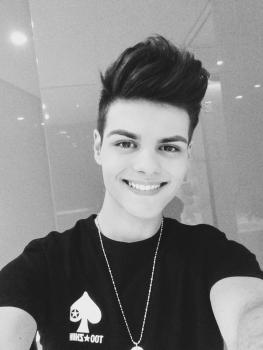 Cuanto sabes de Abraham Mateo