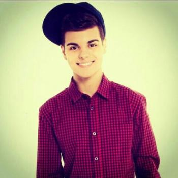 Conoces bien a abraham mateo??