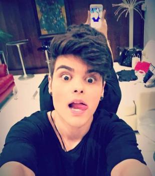 Cuanto sabes sobre Abraham Mateo