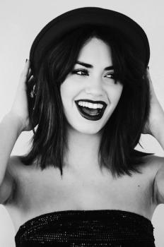 Encuesta sobre Lali Esposito ♥
