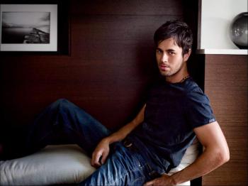 cuanto sabes de Enrique Iglesias