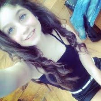 Cuanto sabes de karol sevilla?
