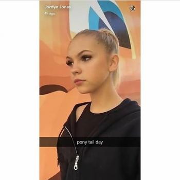 eres fan de Jordyn Jones?